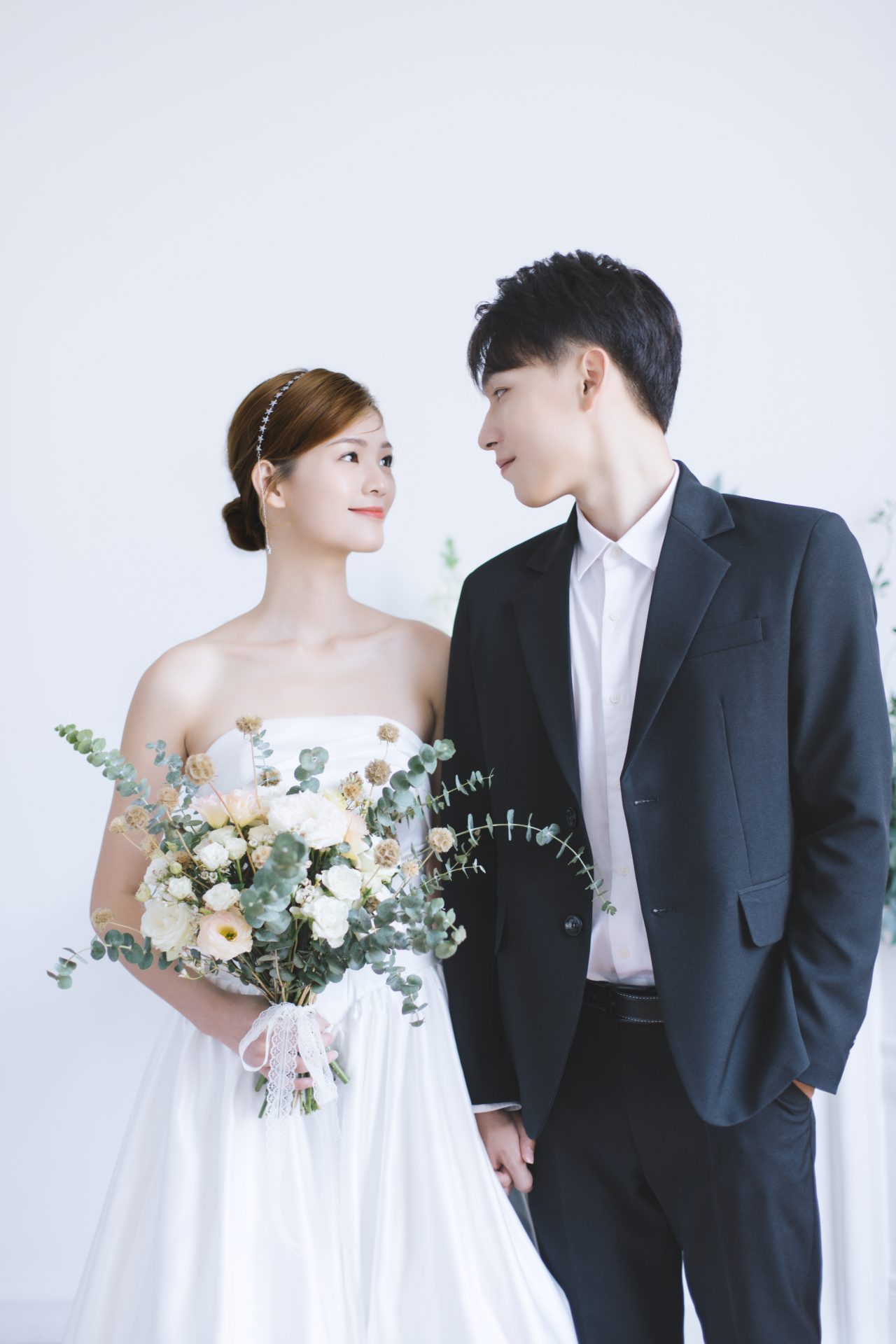 chup-anh-cuoi