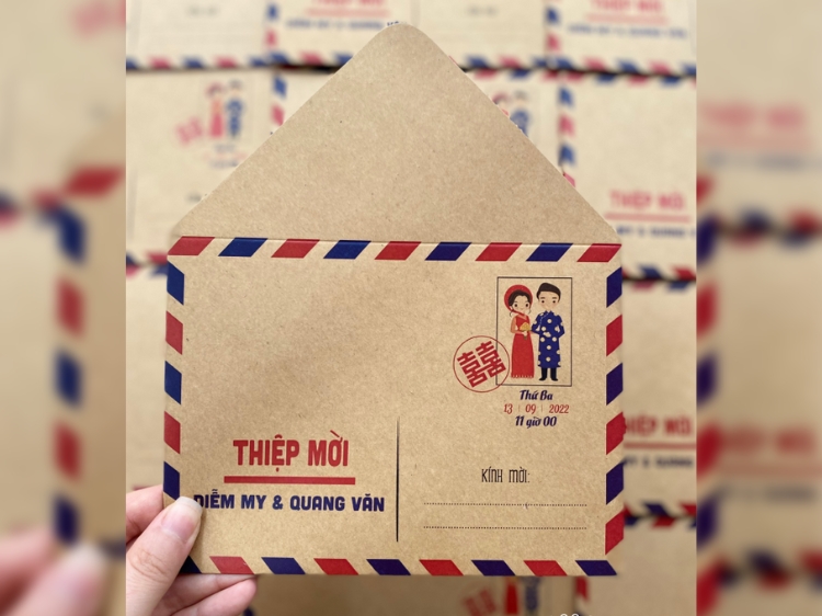 Thiệp cưới thời bao cấp hình phong thư