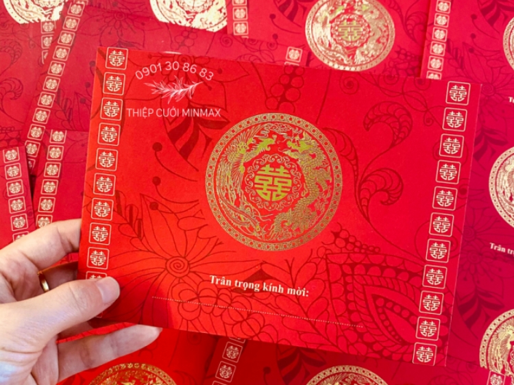 Mẫu thiết kế thiệp truyền thống được nhiều người lựa chọn