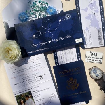 mau-thiep-cuoi-passport-mau-xanh-duong-dam-hien-dai-dep-doc-dao-gia-re-thu-duc