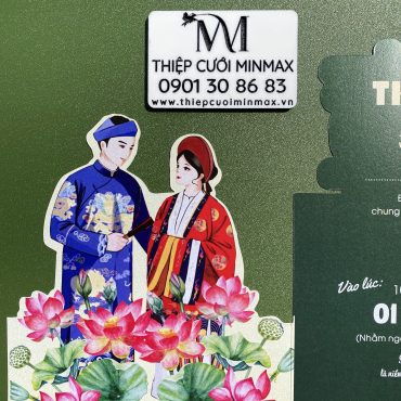 thiep-cuoi-gap-ba-chi-bi-mau-xanh-chu-hy-hoa-sen-dep-la-mat-hien-dai-gia-re-thu-duc