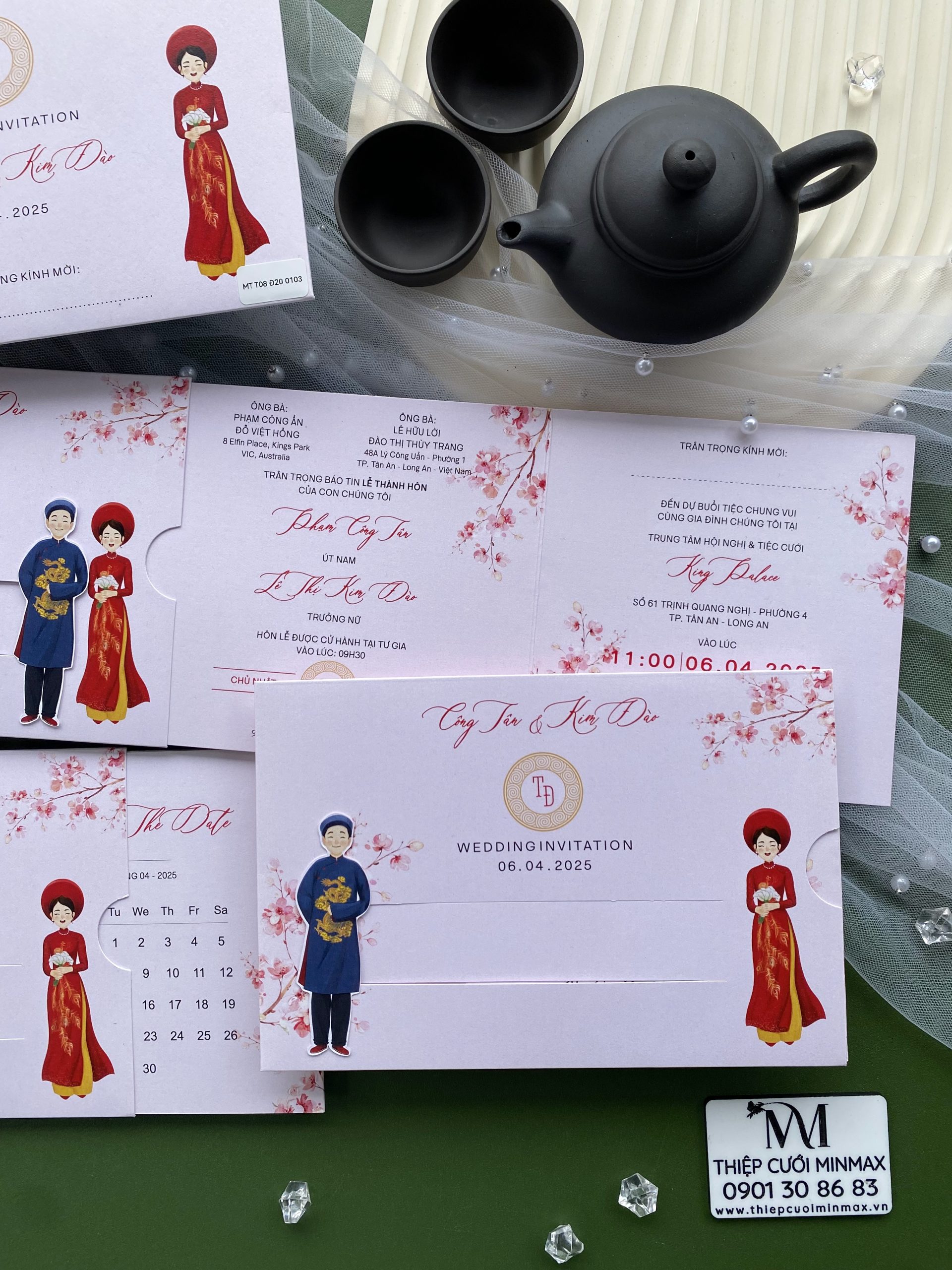 thiep-cuoi-keo-hinh-chibi-de-thuong-mau-hong-dep-hien-dai-mau-moi-nhat-gia-re-thu-duc-tp-hcm-2 thiep-cuoi-keo-hinh-chibi-de-thuong-mau-hong-dep-hien-dai-mau-moi-nhat-gia-re-thu-duc-tp-hcm