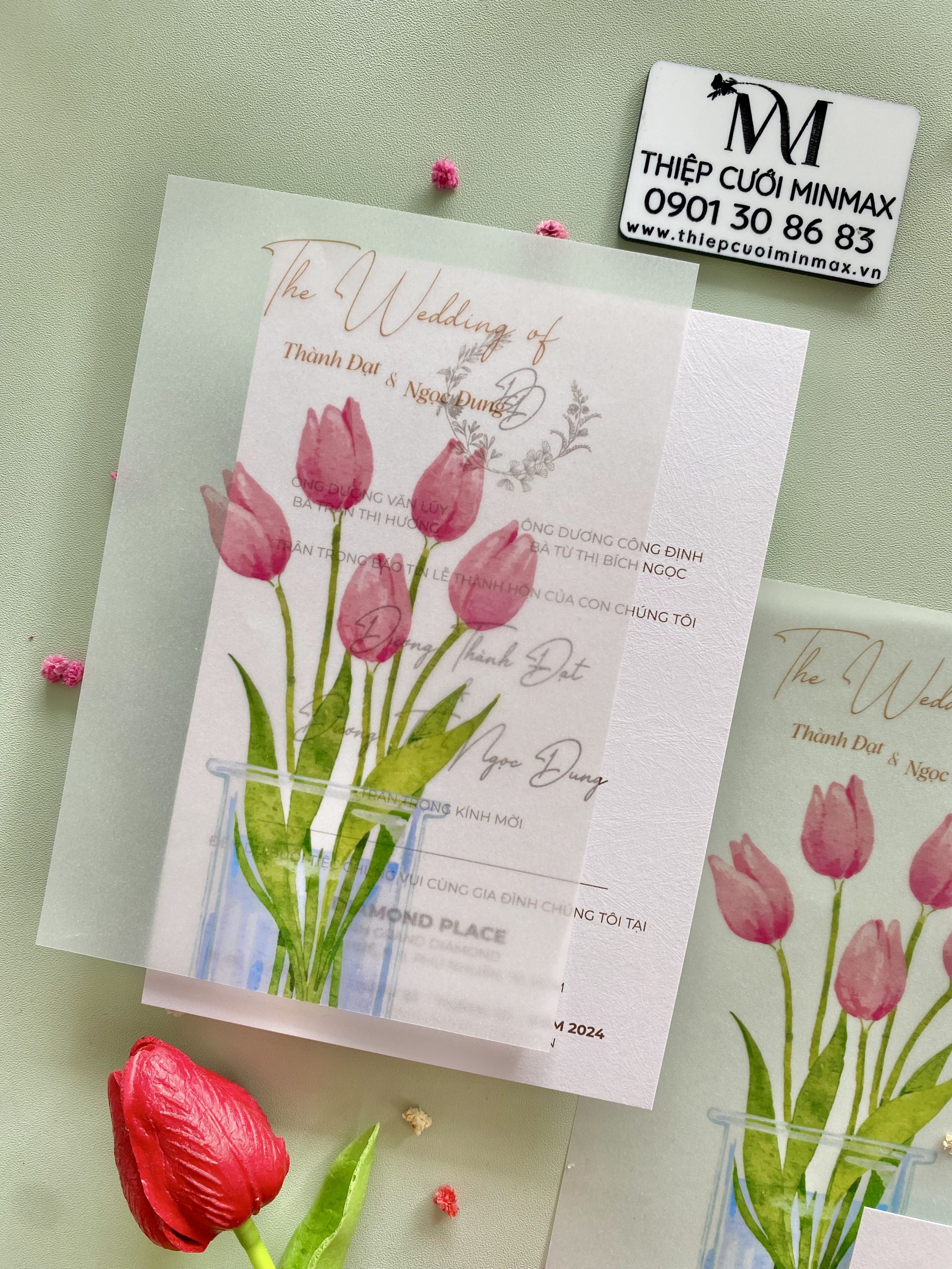 thiep-cuoi-mau-hong-dep-xinh-xan-de-thuong-hoa-tulip-nhe-nhang-gia-re-thu-duc-tp-hcm-4 thiep-cuoi-mau-hong-dep-xinh-xan-de-thuong-hoa-tulip-nhe-nhang-gia-re-thu-duc-tp-hcm