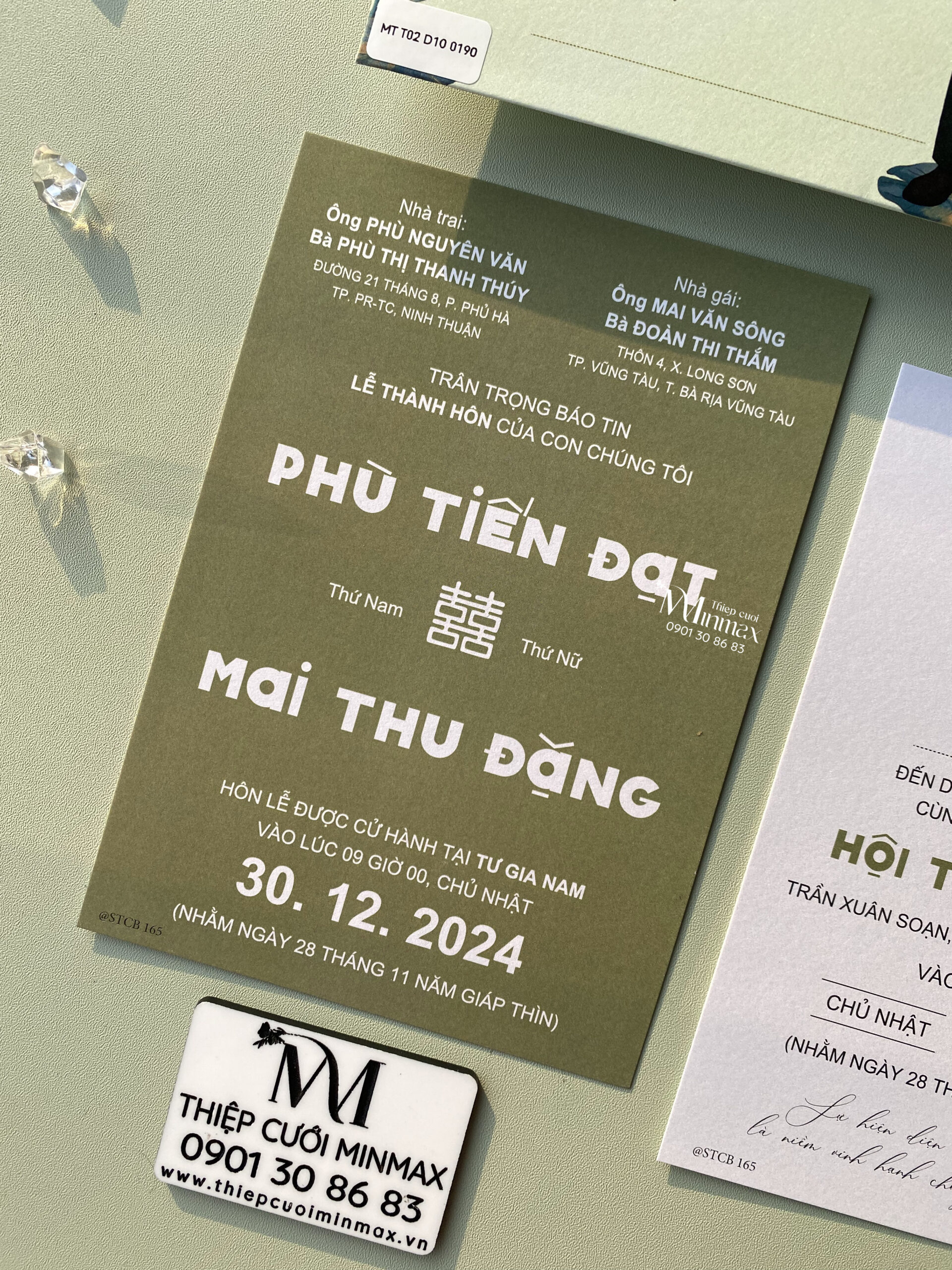 thiep-cuoi-chibi-mau-xanh-dep-de-thuong-gia-re-thu-duc-minmax thiep-cuoi-chibi-mau-xanh-dep-de-thuong-gia-re-thu-duc-minmax