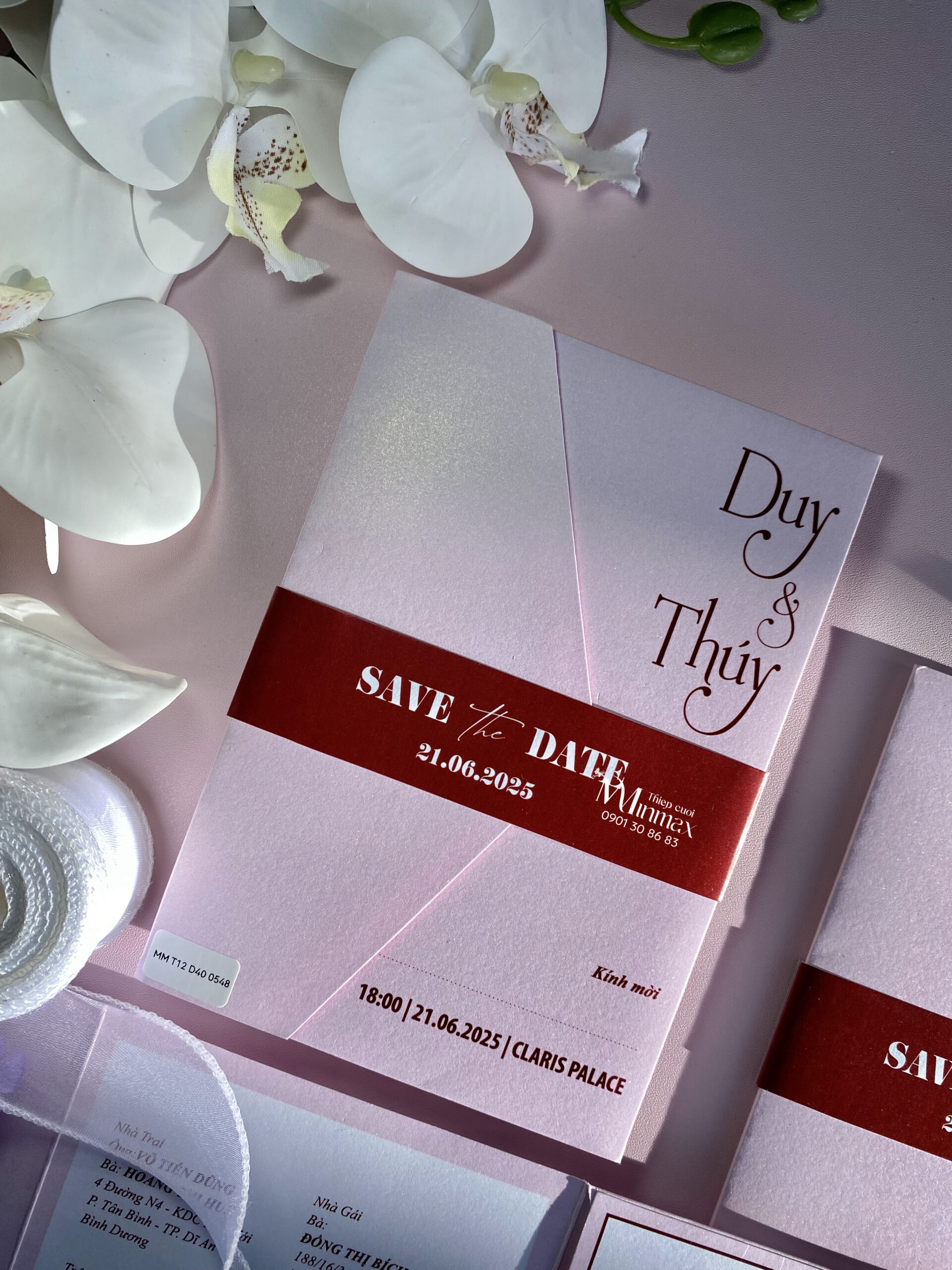 thiep-cuoi-gap-3-hong-dep-gia-re-thu-duc