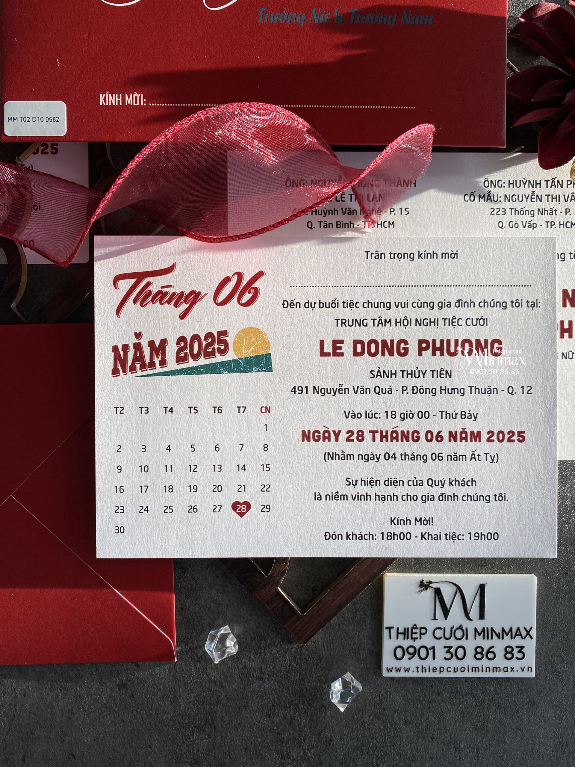 thiep-cuoi-vintage-mau-do-dep-re-thu-duc thiep-cuoi-vintage-mau-do-dep-re-thu-duc
