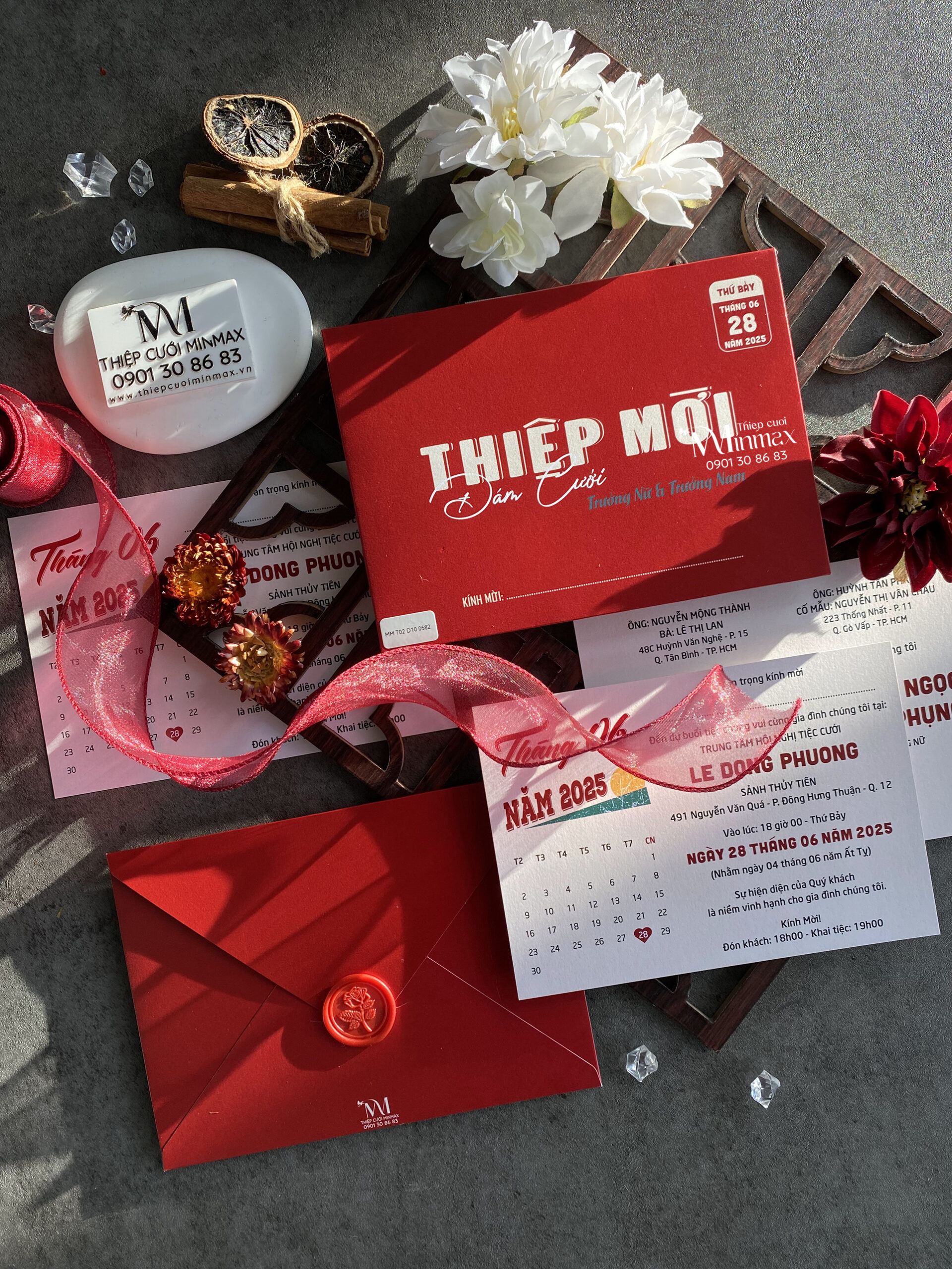 thiep-cuoi-vintage-mau-do-dep-re-thu-duc thiep-cuoi-vintage-mau-do-dep-re-thu-duc