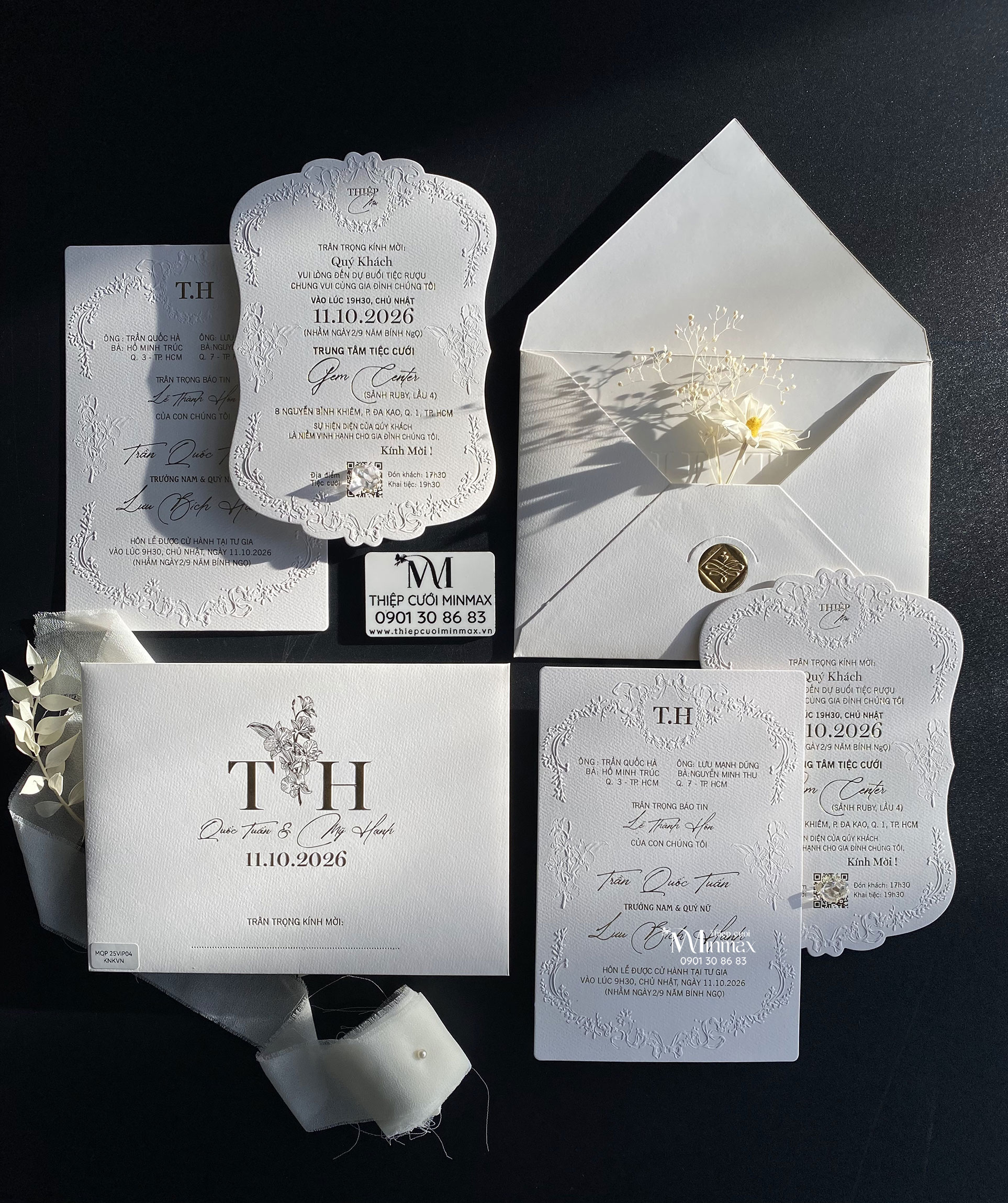 thiep-cuoi-minimalist-ep-kim-mau-trang-dep-thu-duc-minmax