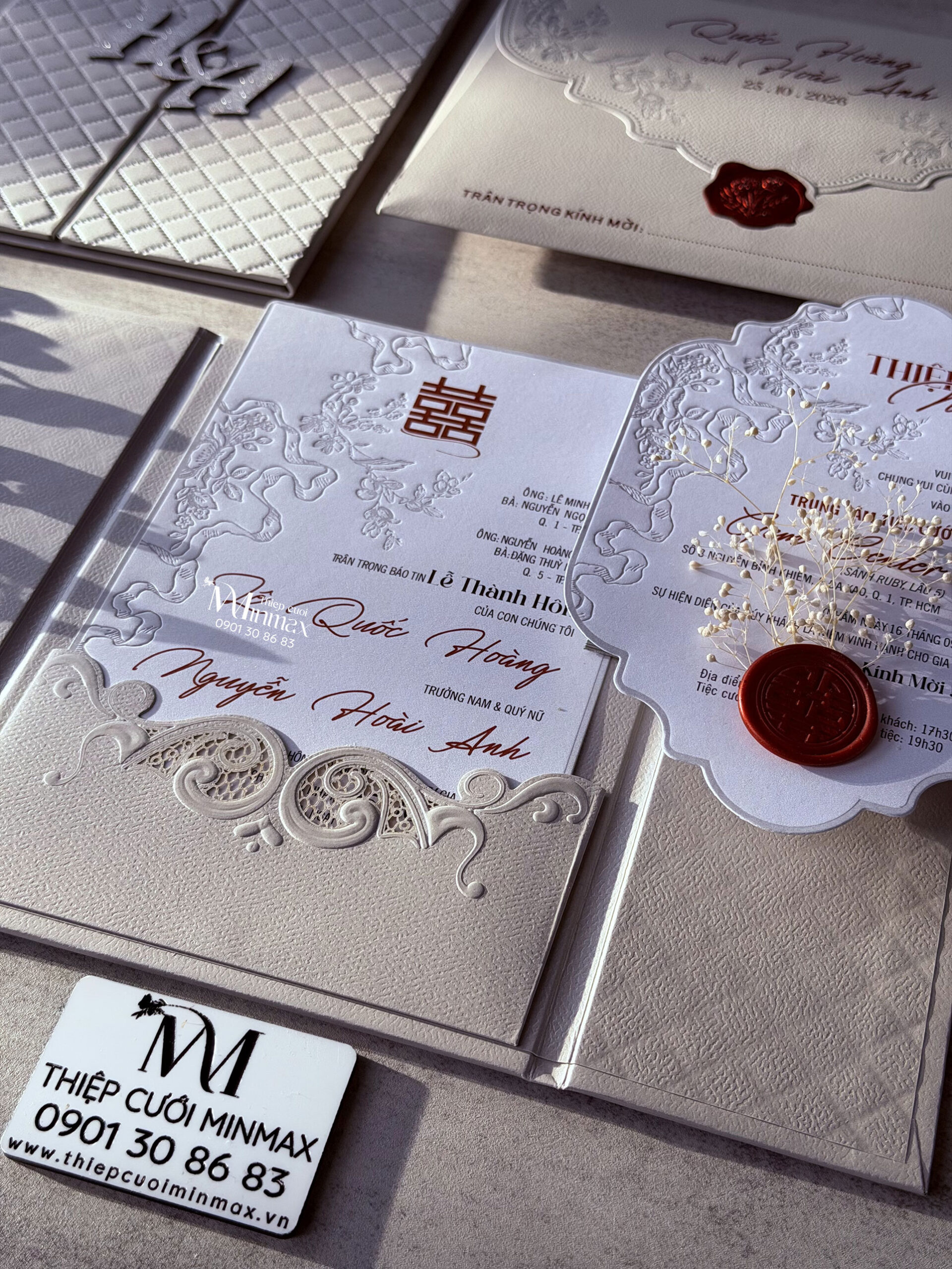 thiep-cuoi-sang-trong-luxury-dep-minmax-thu-duc thiep-cuoi-sang-trong-luxury-dep-minmax-thu-duc