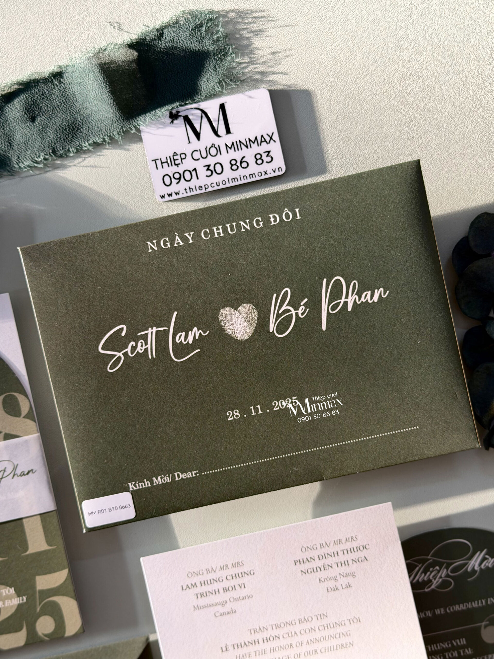 thiep-cuoi-minimalist-xanh-la-dam-dep-re-thu-duc