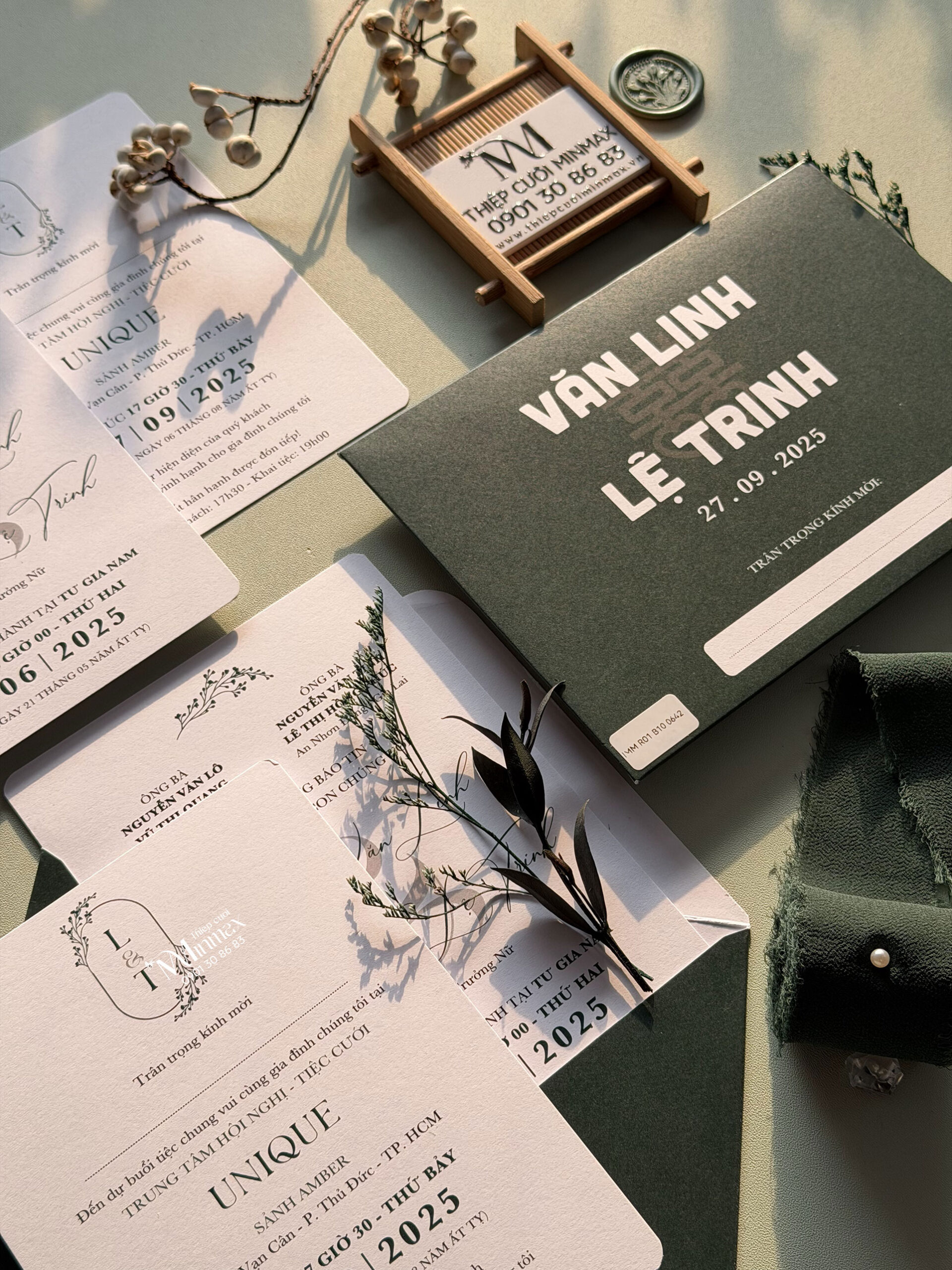 thiep-cuoi-xanh-la-minimalist-dep-gia-re-thu-duc thiep-cuoi-xanh-la-minimalist-dep-gia-re-thu-duc